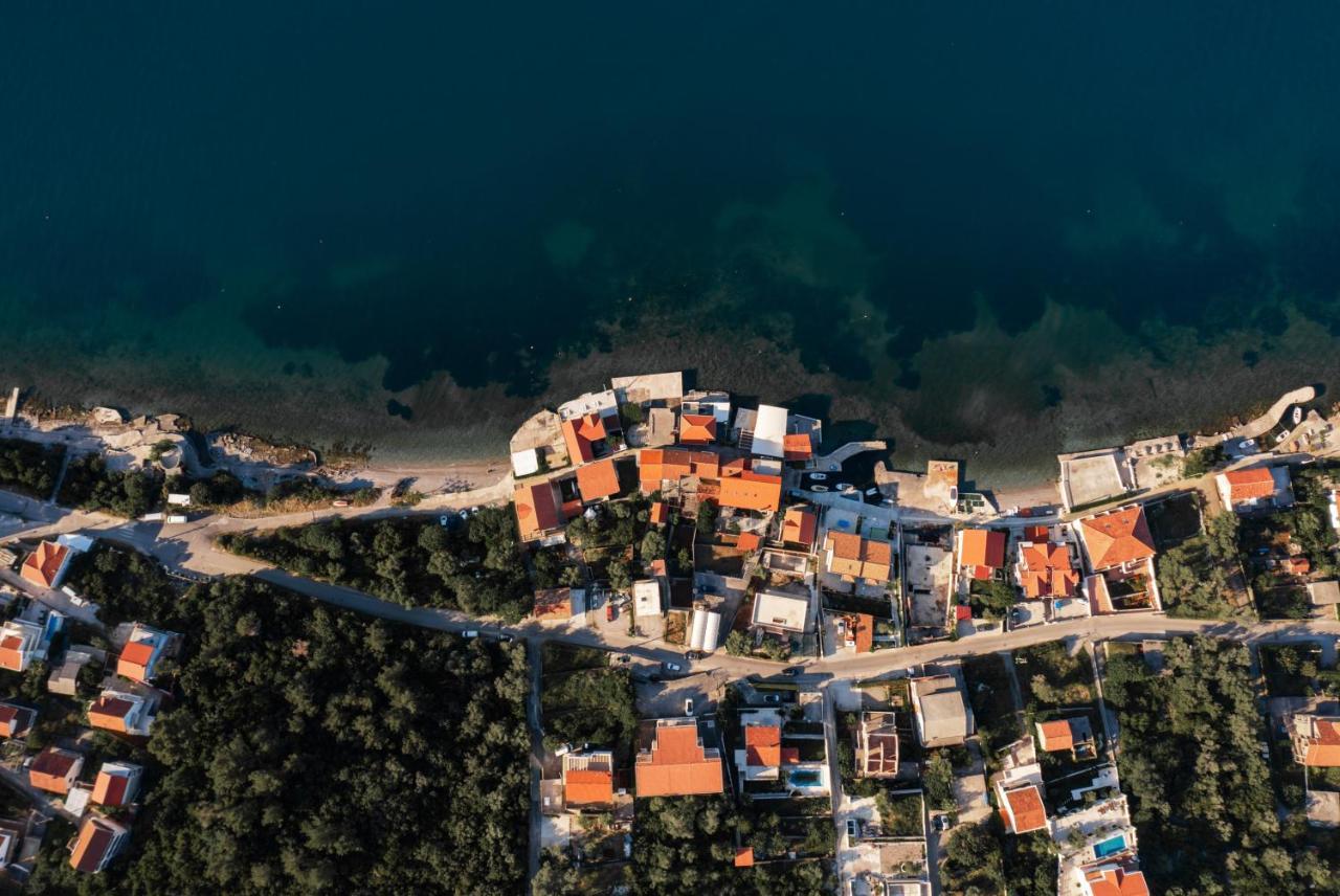 Apartments Ponta Krasici Tivat Exterior photo