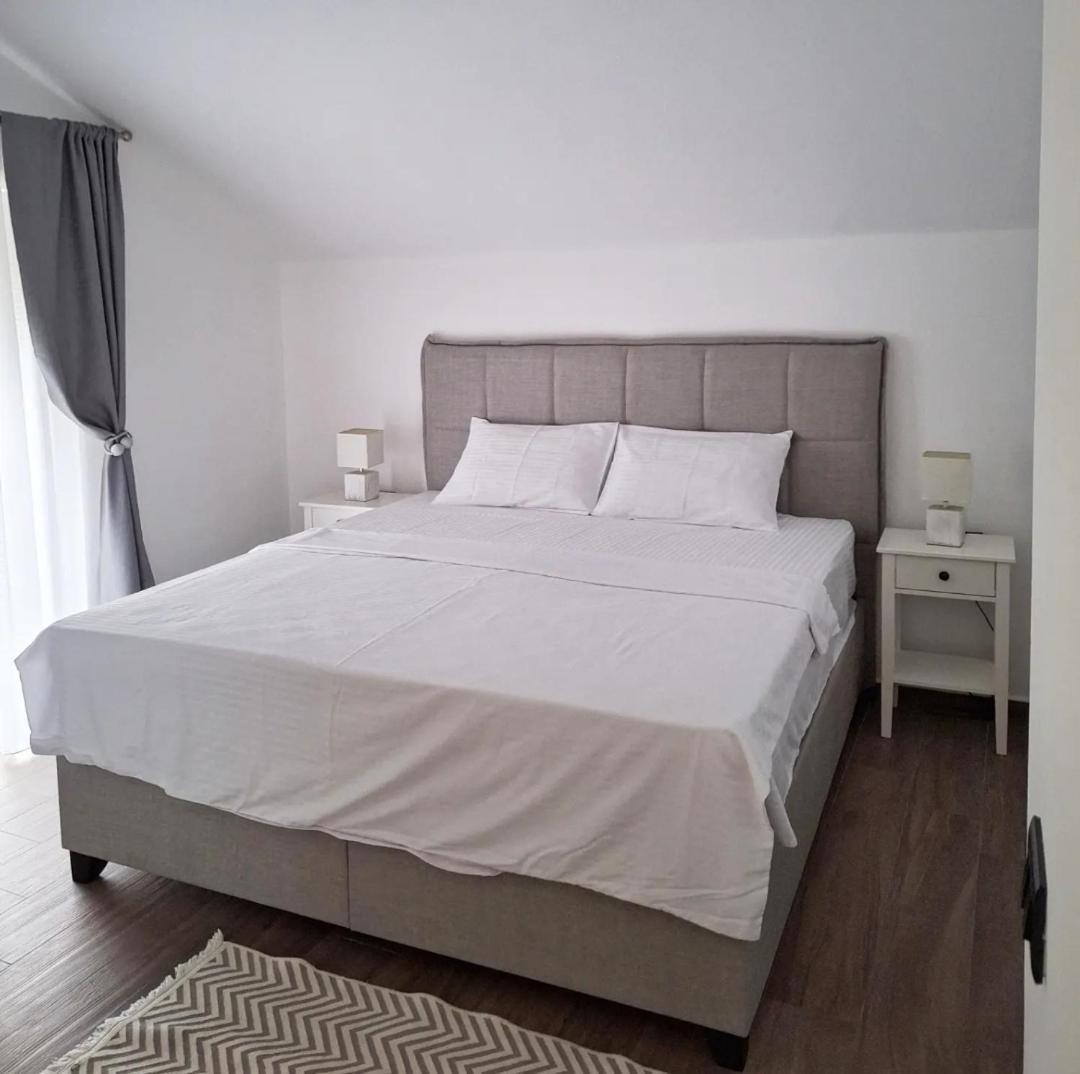 Apartments Ponta Krasici Tivat Exterior photo
